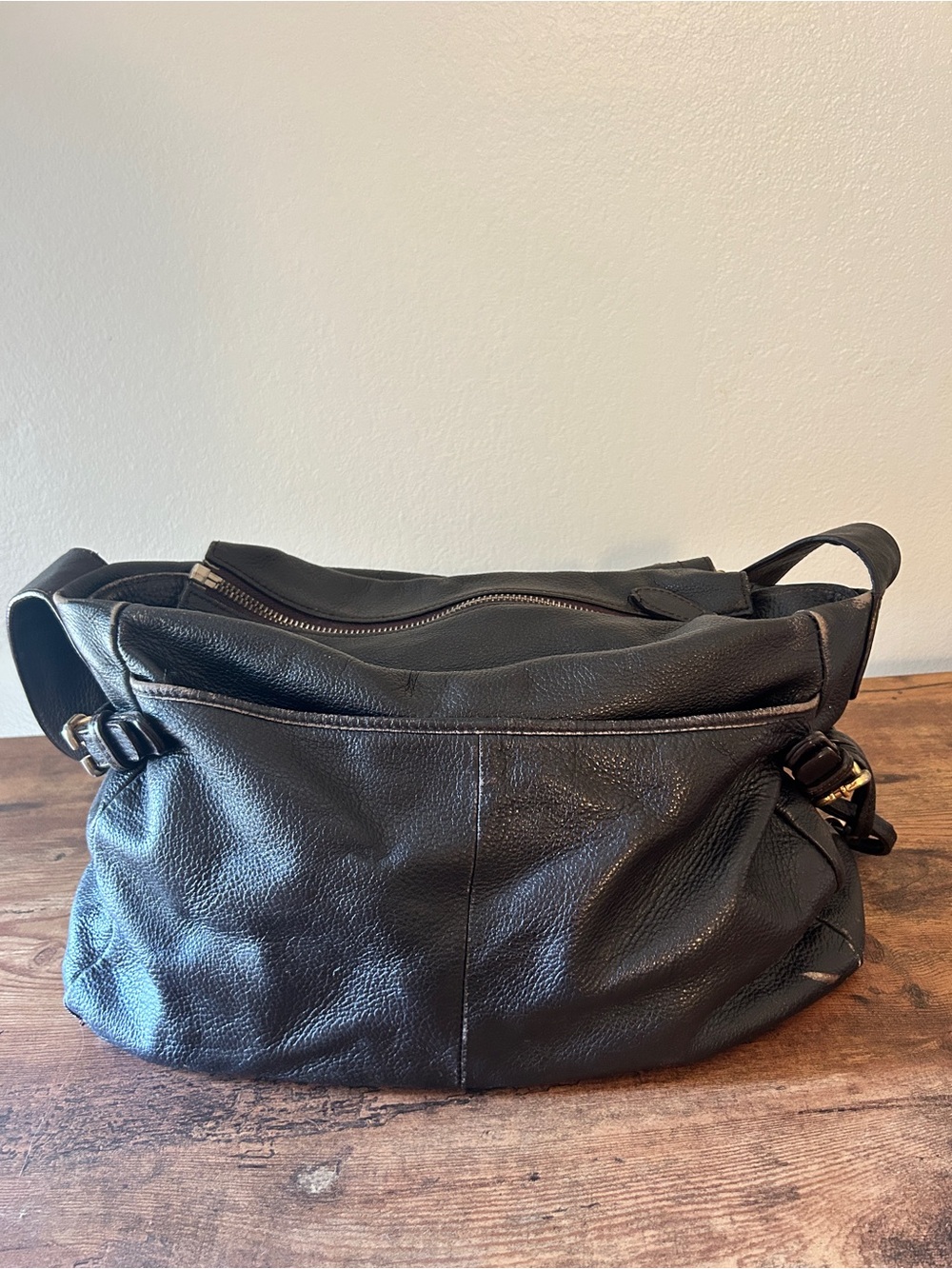 2007 Chloe Brown Leather Hobo Bag with Gold Chain/ Lock and Key Accent - Picture 3 of 8